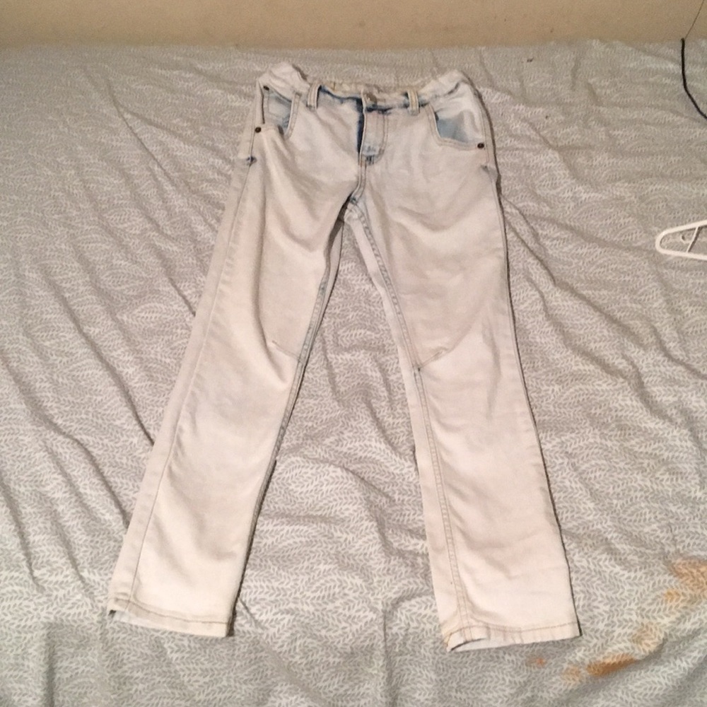 White wash pants